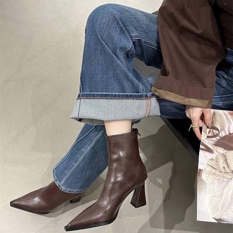 Refined Pointed-Toe Leather Booties