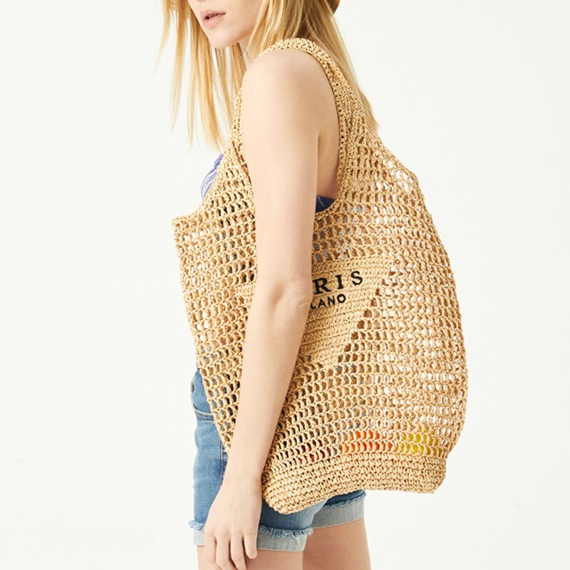 Streamlined Tote Bag in Straw