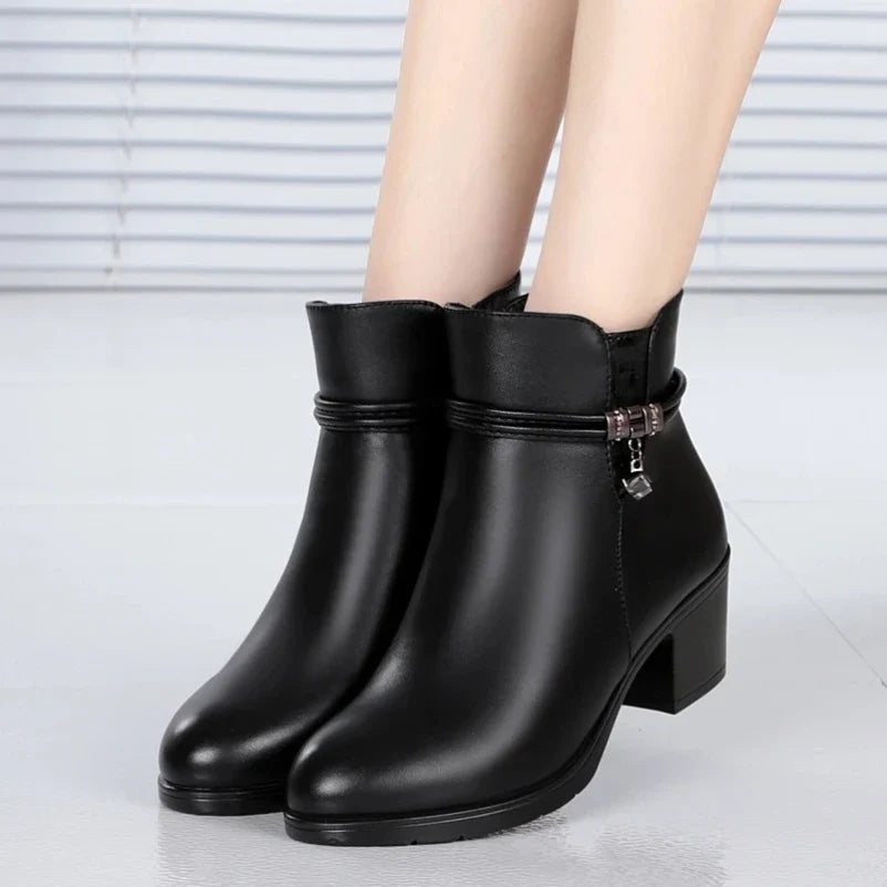 Effortless Bianca Fleece-Lined Ankle Boots