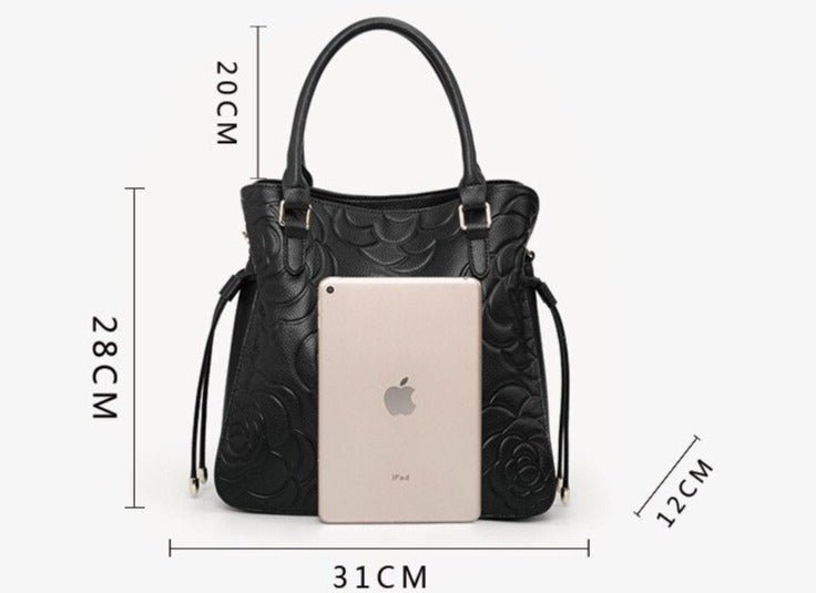 Refined Messenger Bag in Genuine Leather