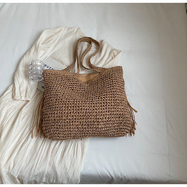 Refined Tote Bag in Straw