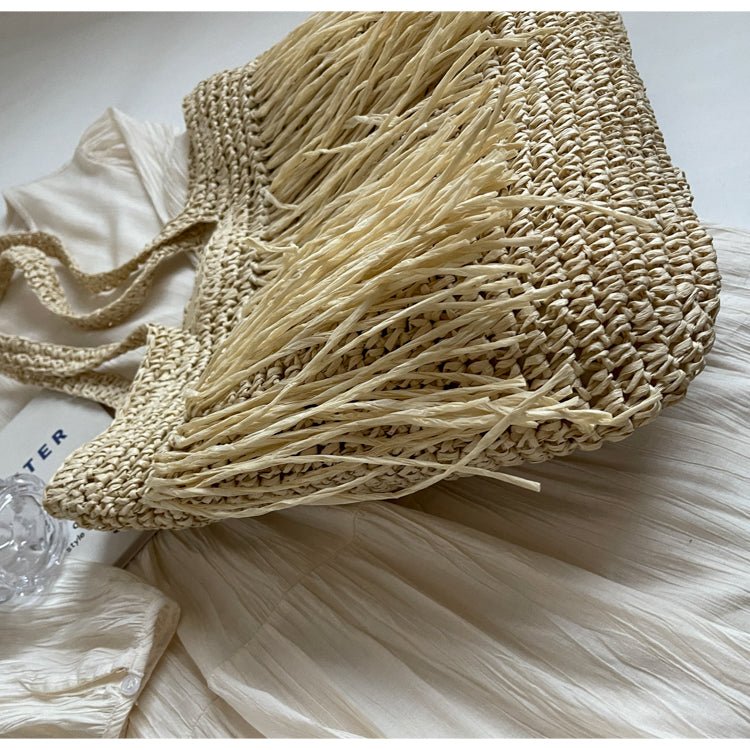 Refined Tote Bag in Straw
