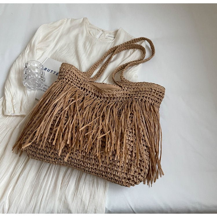 Refined Tote Bag in Straw