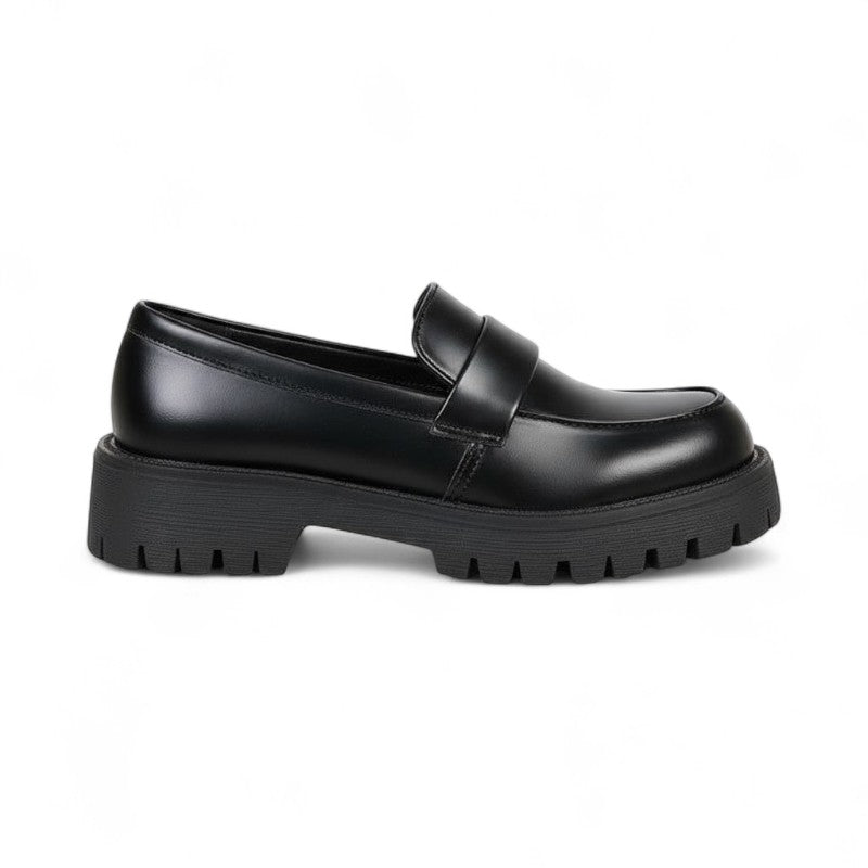 Understated Matte Black Wedge Loafers