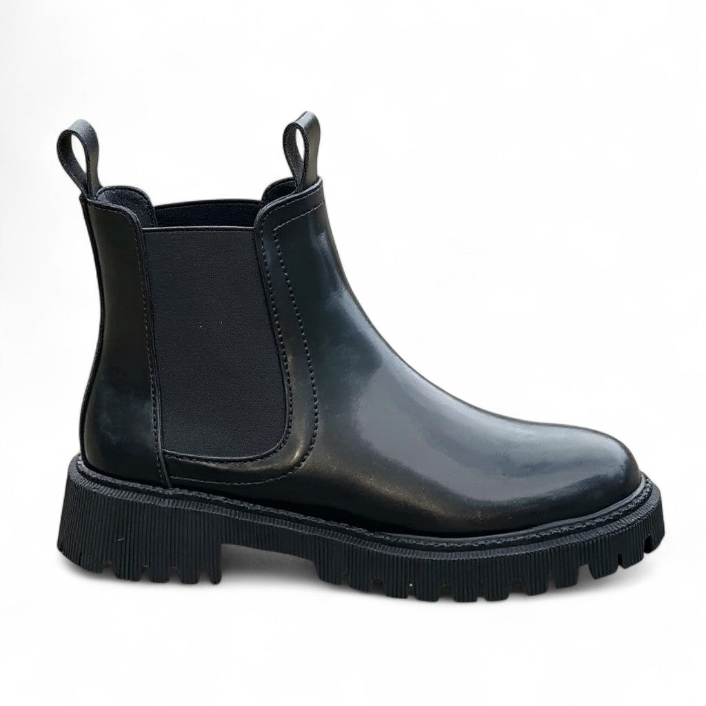 Bold Winter Chunky-Sole Ankle Booties
