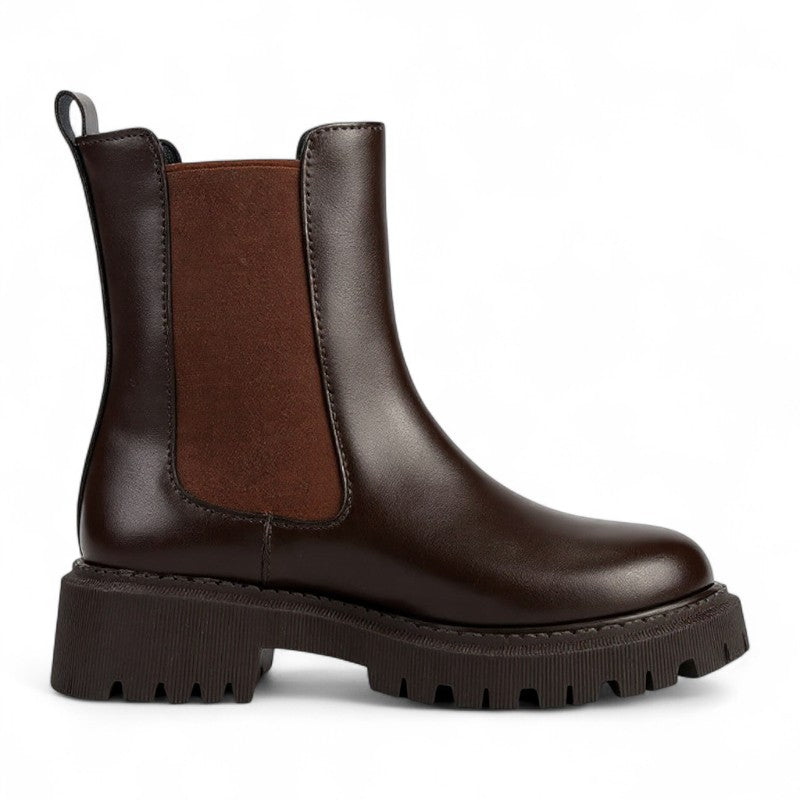 Essential Chelsea Boots with Chunky Sole
