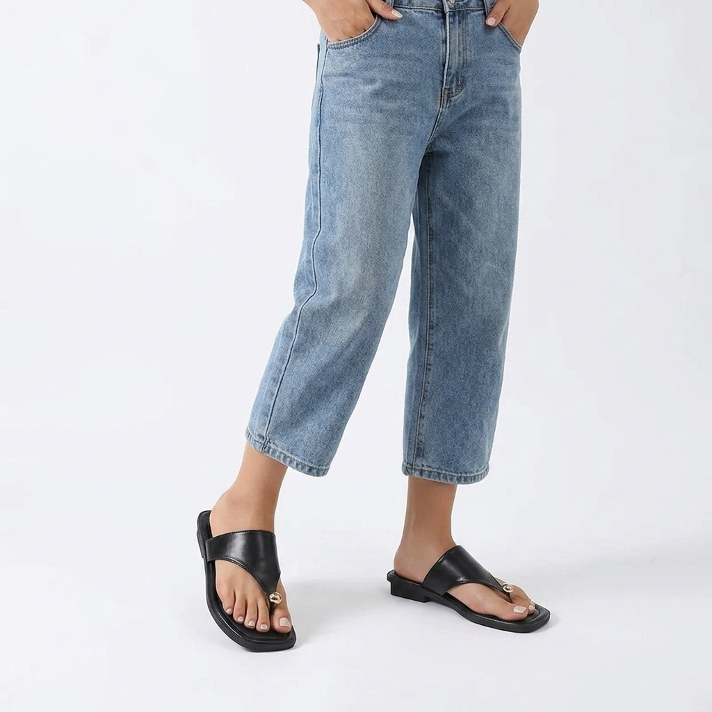 Polished Tessaly Square-Toe Leather Thong Sandals