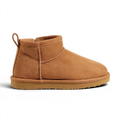 Sleek Slim Shearling-Lined Boots