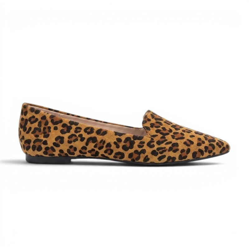 Modern Suede Loafers with Leopard Print