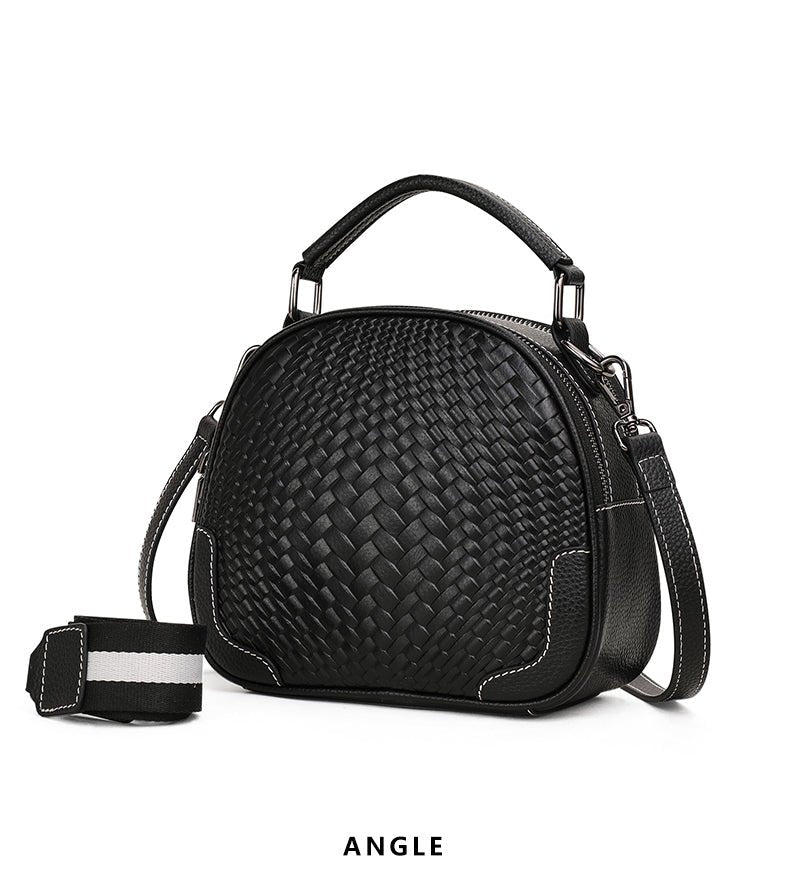 Knitted Shoulder Bag in Genuine Leather