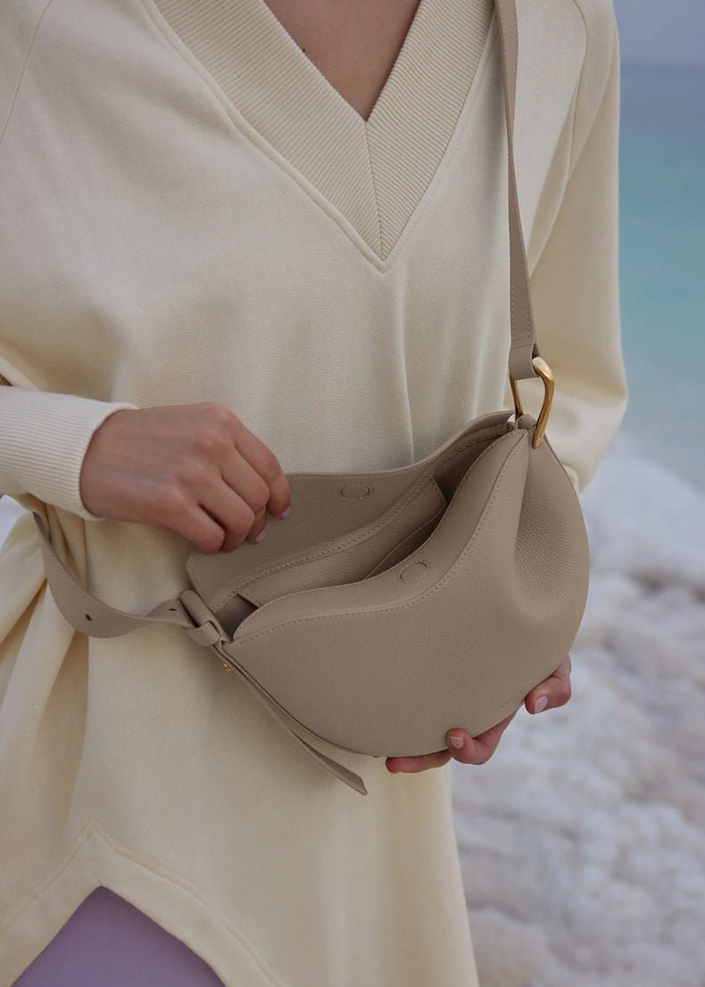 Classic Crossbody Bag in Genuine Leather