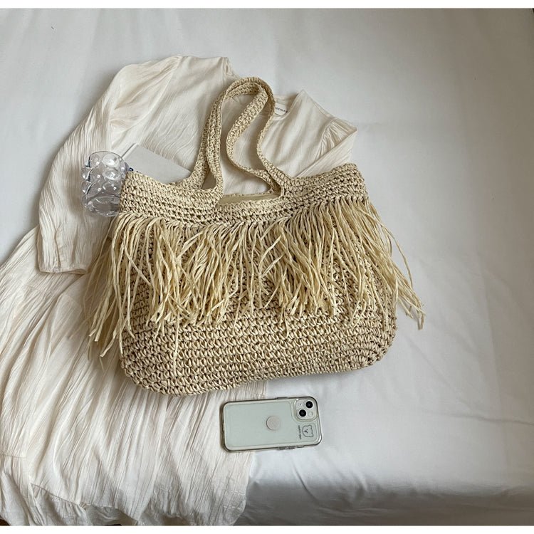 Refined Tote Bag in Straw