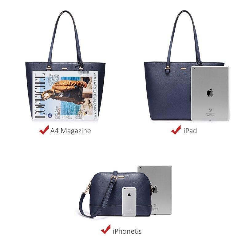 Classic Crossbody Bag in Leather