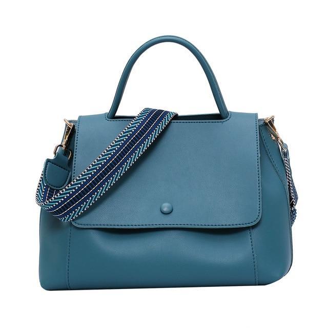 Essential Phone Bag in Synthetic Leather
