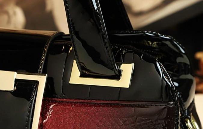 Croc-Effect Genuine Leather Phone Bag