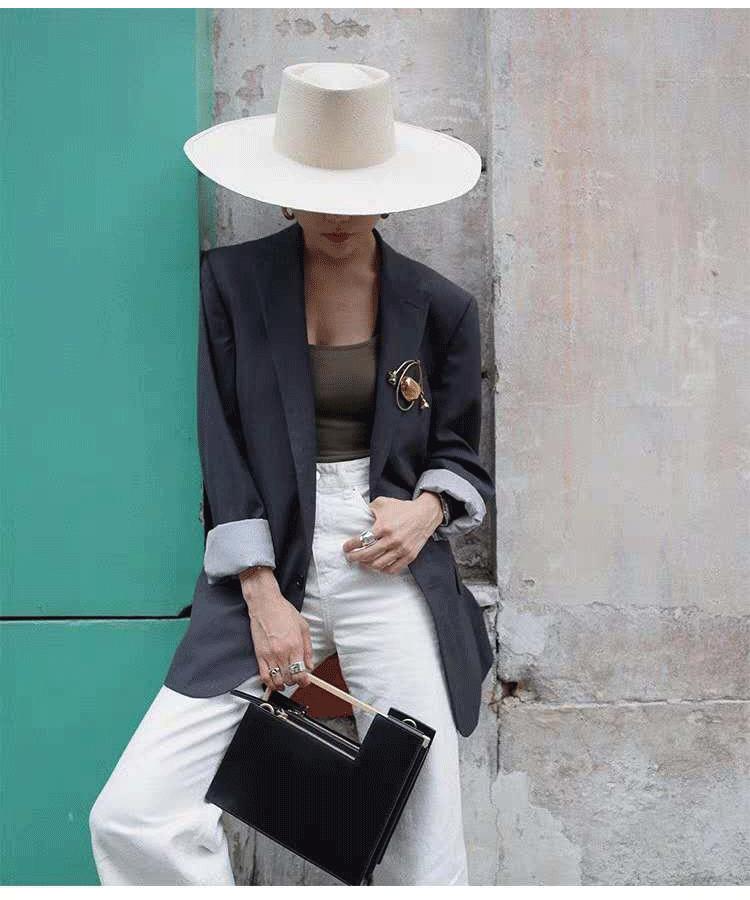 Contemporary Crossbody Bag in Leather