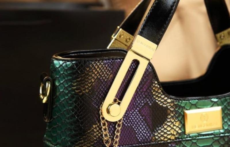 Genuine Leather Phone Bag with Weekend Detail