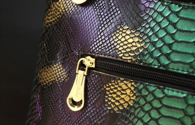 Genuine Leather Phone Bag with Weekend Detail