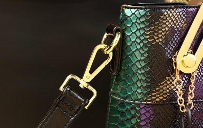 Genuine Leather Phone Bag with Weekend Detail