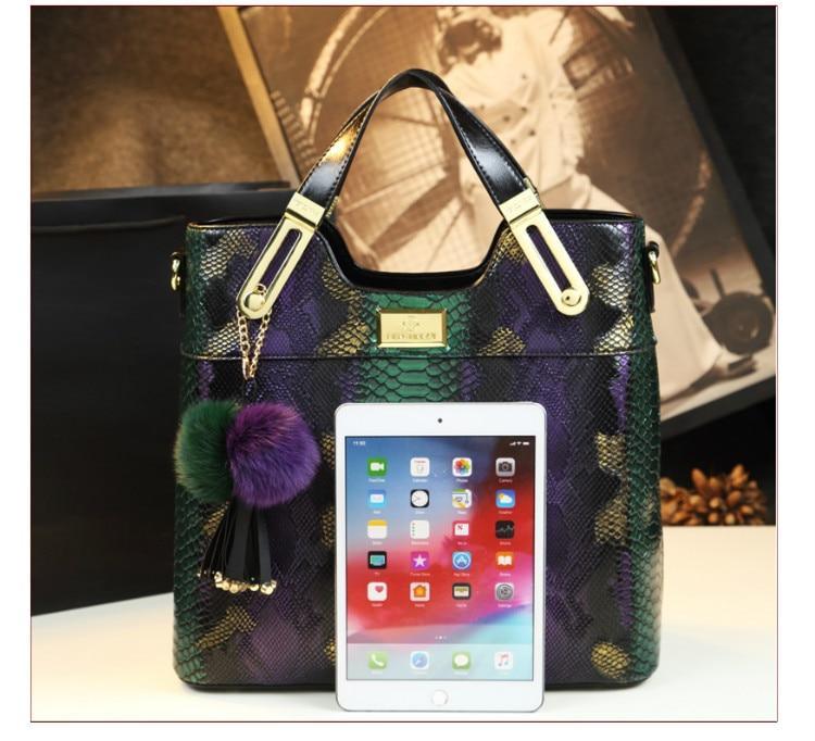 Genuine Leather Phone Bag with Weekend Detail