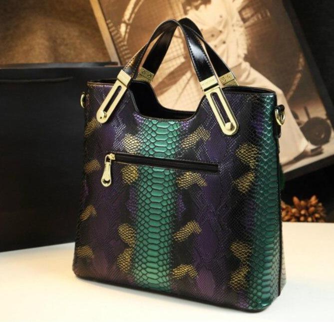 Genuine Leather Phone Bag with Weekend Detail