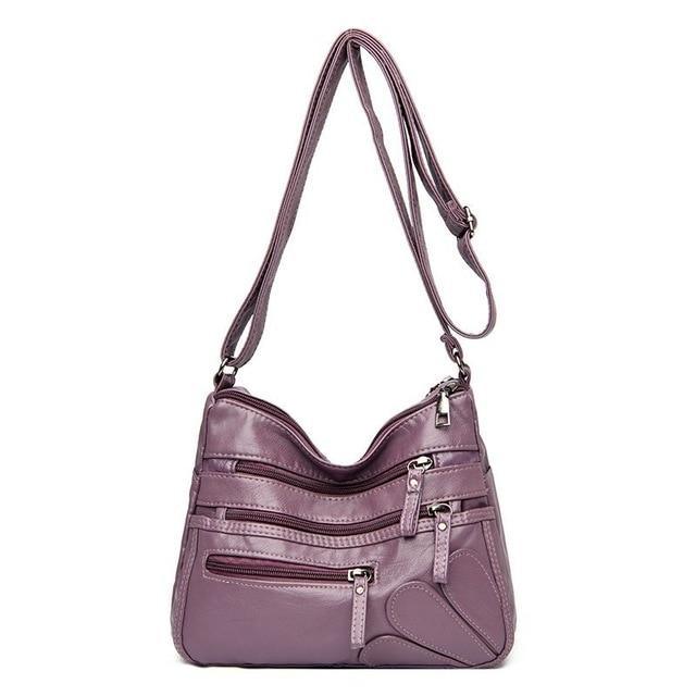 Signature Shoulder Bag in Leather