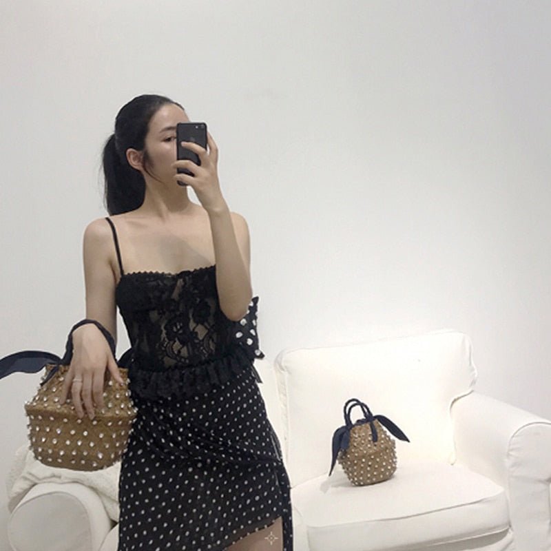 Effortless Bucket Bag in Straw