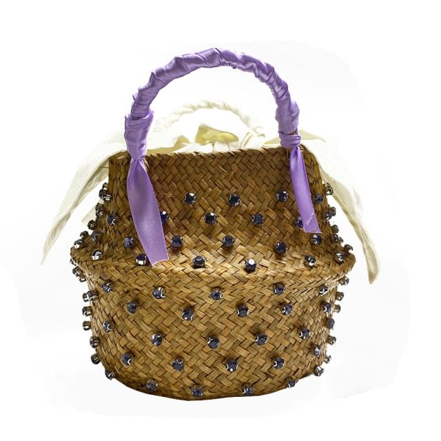 Effortless Bucket Bag in Straw