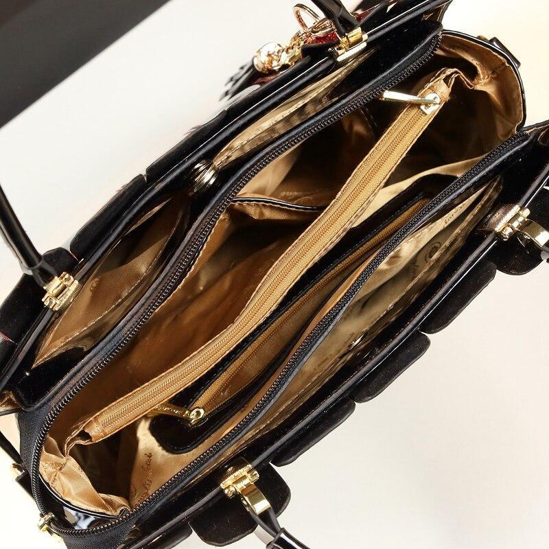 Weekend Shoulder Bag in Genuine Leather