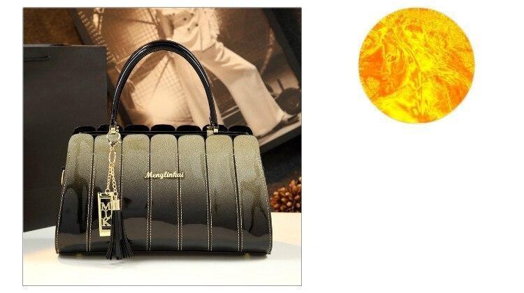 Weekend Shoulder Bag in Genuine Leather