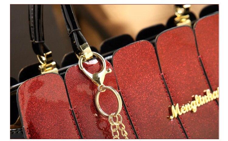 Weekend Shoulder Bag in Genuine Leather