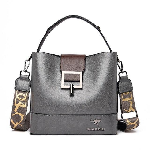 Structured Shoulder Bag in Leather