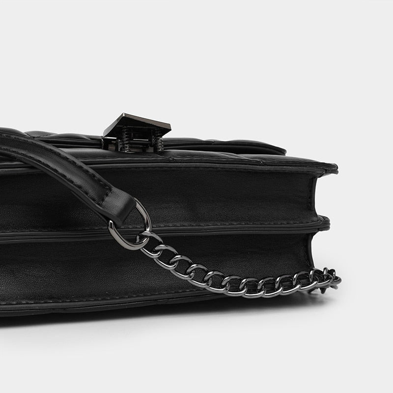 Classic Purse in PU Leather