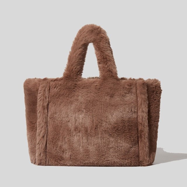 Modern Tote Bag in Faux Fur