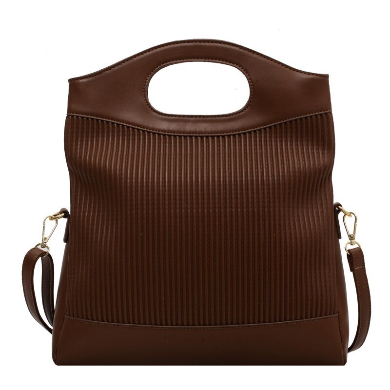 Structured Messenger Bag in Leather