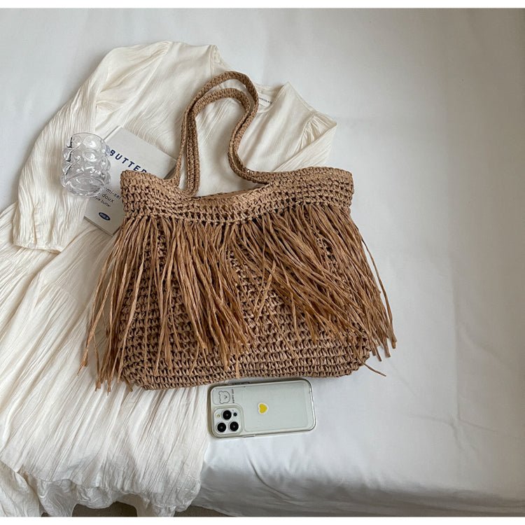 Refined Tote Bag in Straw