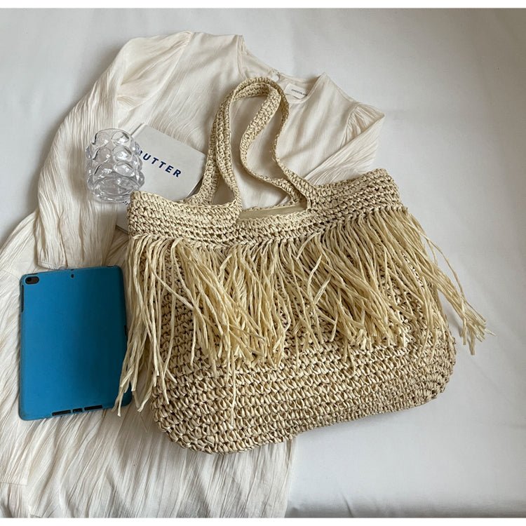 Refined Tote Bag in Straw