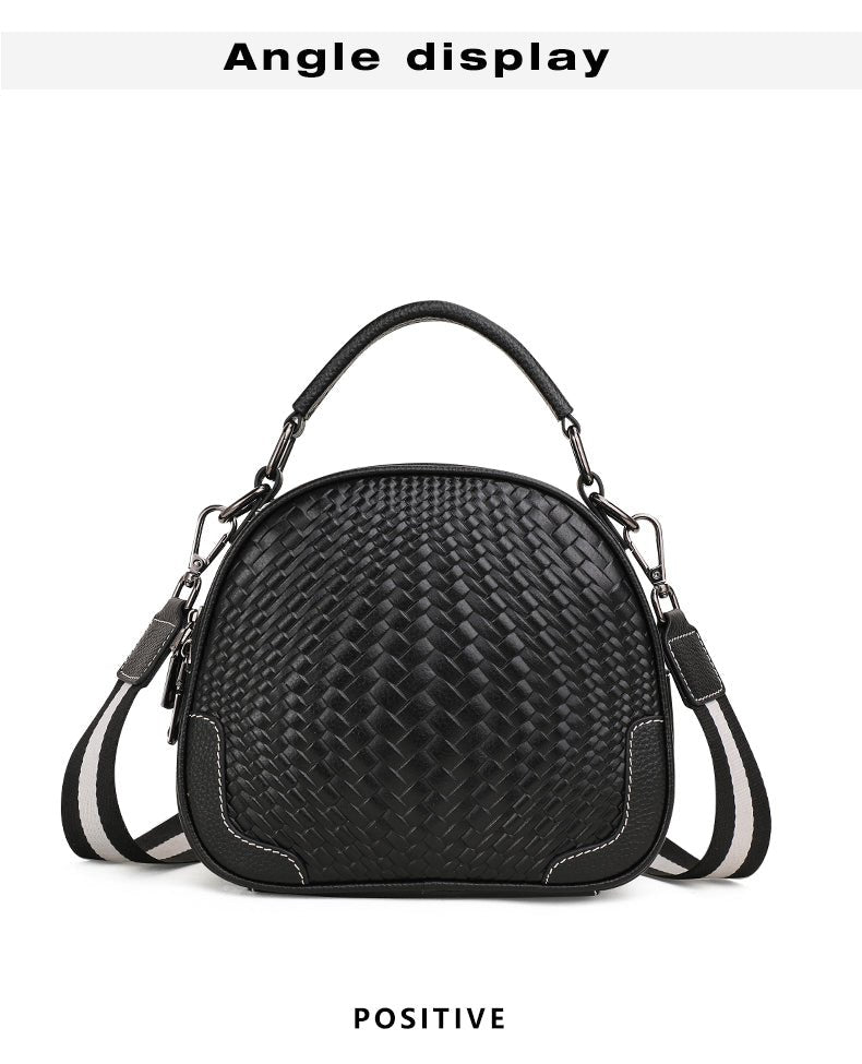 Knitted Shoulder Bag in Genuine Leather